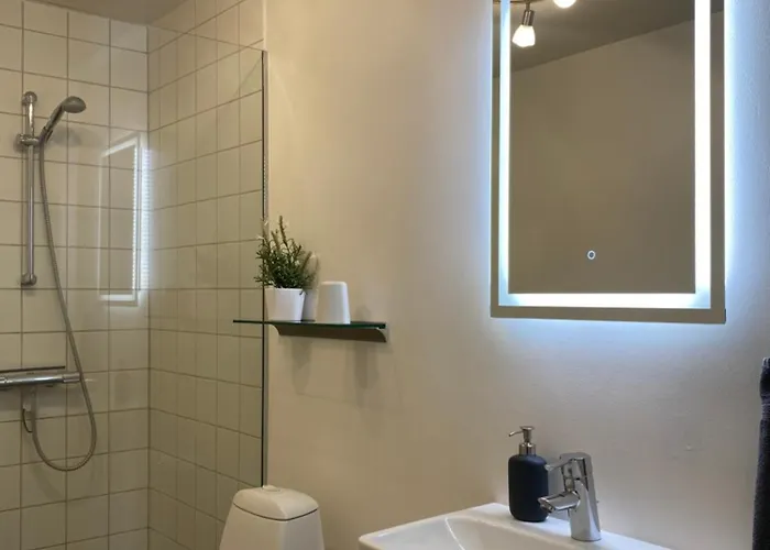 272 エスビャール