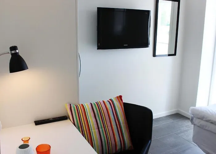 272 エスビャール