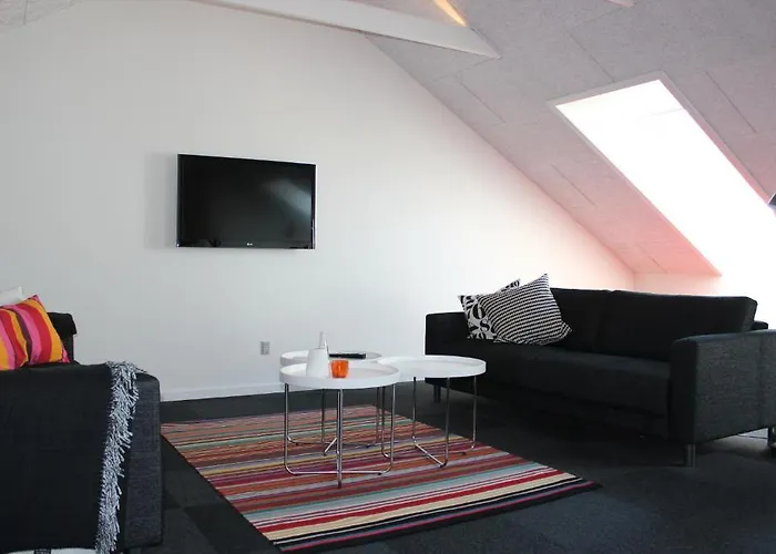 272 エスビャール